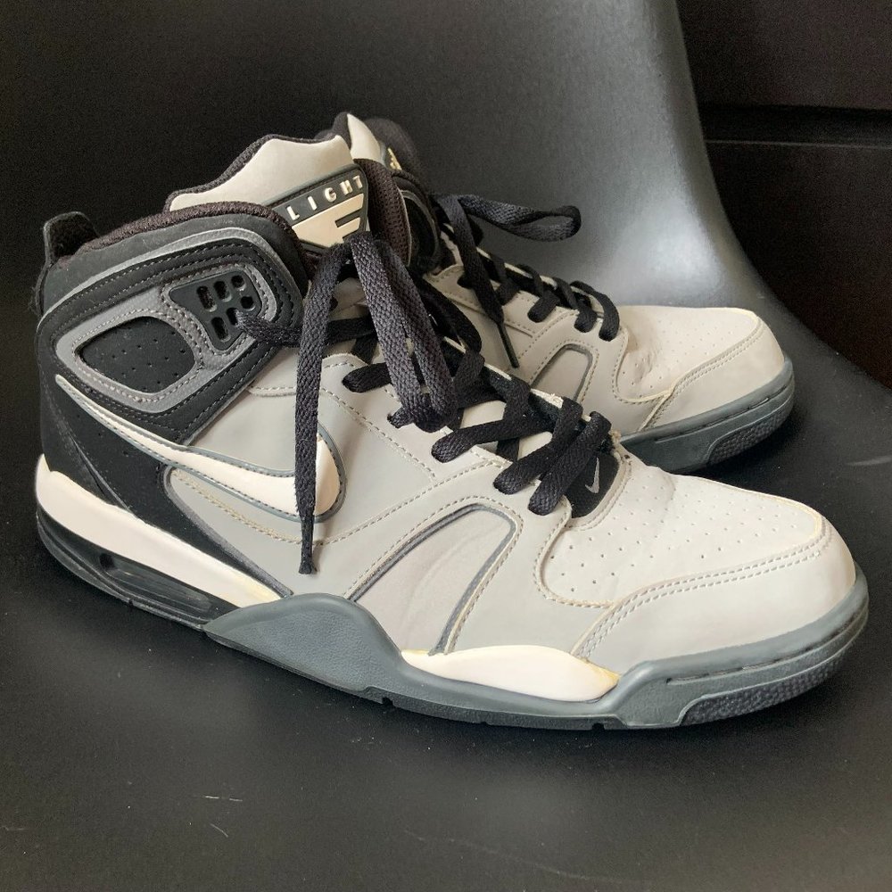 Nike Men's Air Flight Falcon Stealth Shoes